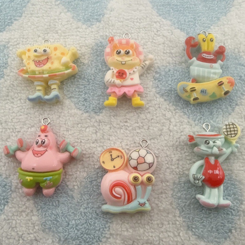 Resin Art Love - 10 Stück Cartoon-Harzanhänger, DIY-Schmuckherstellung, Ohrringe, Schlüsselanhänger-Zubehör