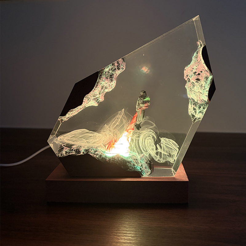 Resin Art Table - Sci-Fi Anime Figur Organismus Harz Tischlampe