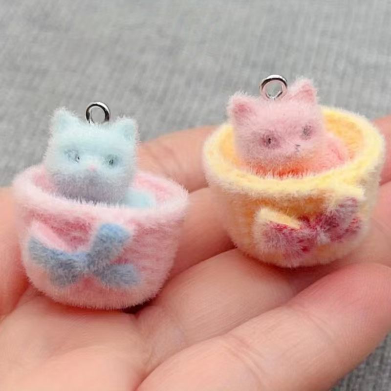 4 Stück 3D-Plüsch-Katzenanhäng – Resin Art Materials Kit Bewertung und Preis